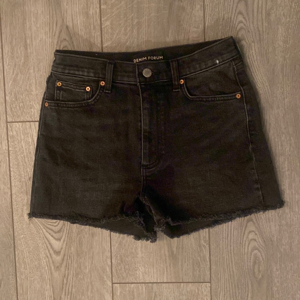 Denim Forum jean shorts black